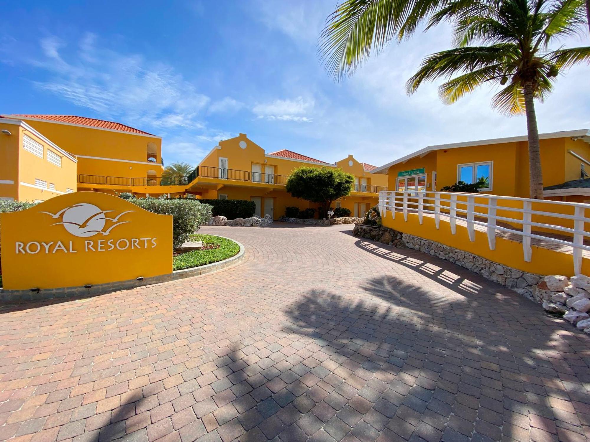 The Royal Sea Aquarium Resort Willemstad Exteriör bild